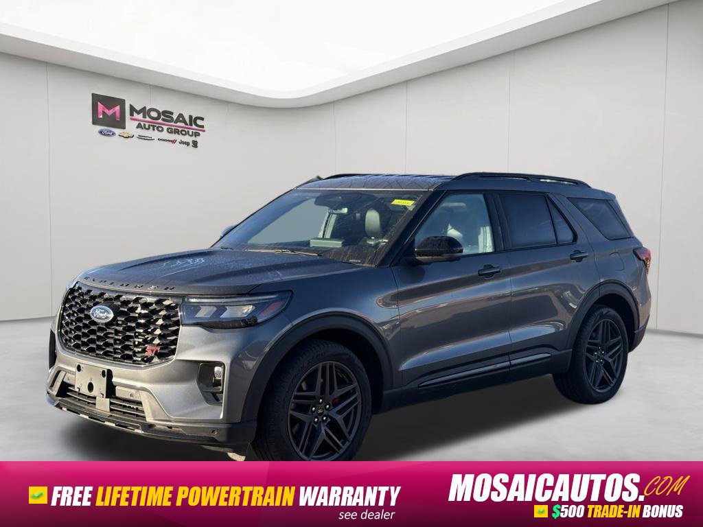 Used 2025 Ford Explorer ST AWD/4WD image 3