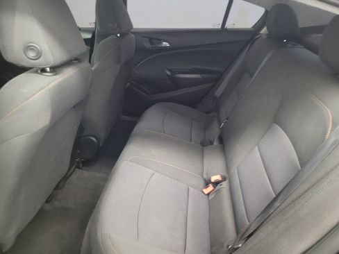 Used 2018 Chevrolet Cruze LS FWD image 18
