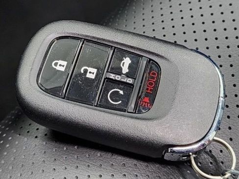 Used 2025 Honda Accord SE image 38