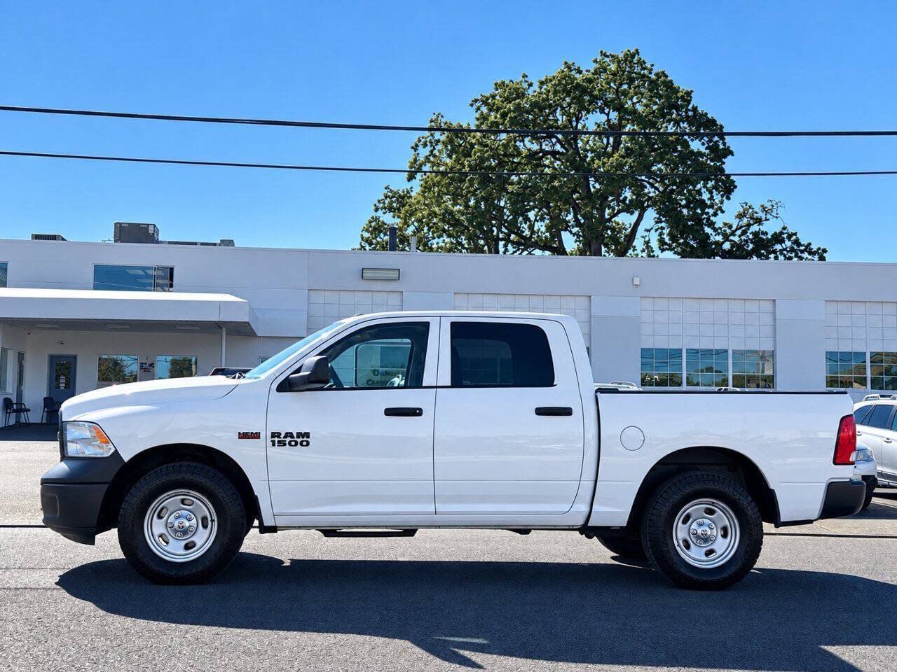 Used 2019 RAM 1500 Tradesman w/ Popular Equipment Group AWD/4WD image 4