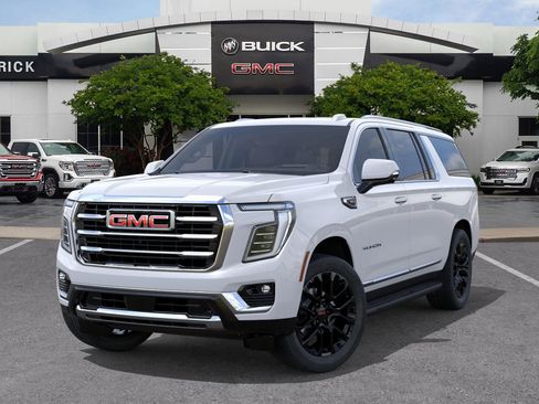 New 2026 GMC Yukon XL Elevation image 8
