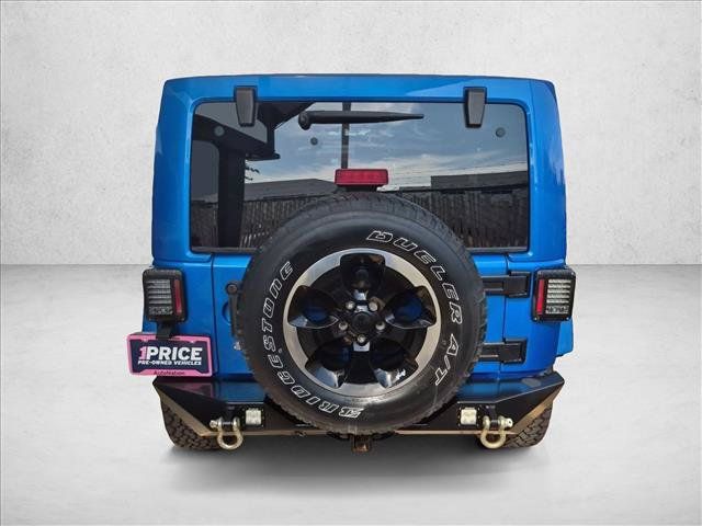 Used 2014 Jeep Wrangler Unlimited Sahara AWD/4WD image 7