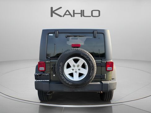 Used 2015 Jeep Wrangler Unlimited Sport w/ Quick Order Package 24S AWD/4WD image 3