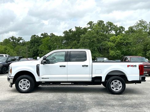 Used 2025 Ford F250 XLT w/ FX4 Off-Road Package AWD/4WD image 12