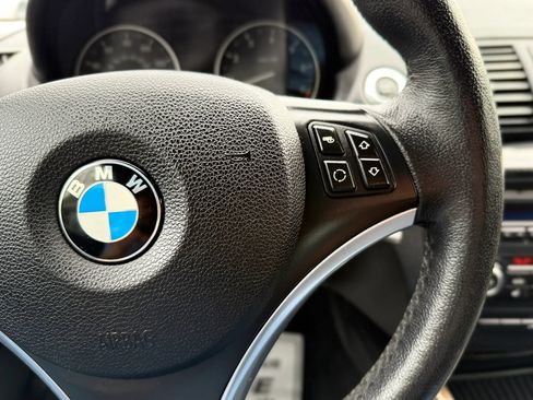 Used 2011 BMW 128i Convertible RWD image 21