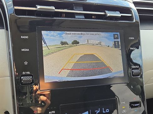 Used 2024 Hyundai Tucson SEL FWD image 28