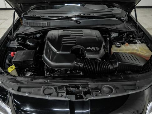 Used 2022 Chrysler 300 S image 61