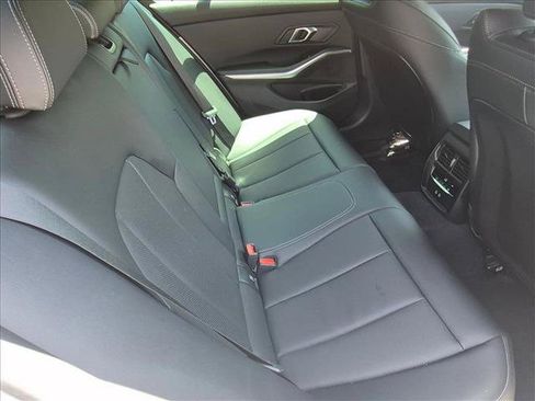 Used 2024 BMW 330i Sedan w/ Convenience Package RWD image 18