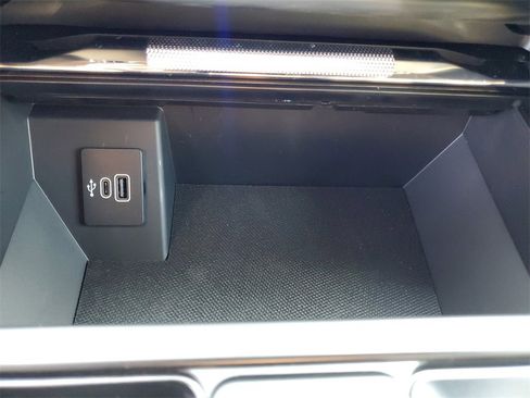 New 2025 Ford F150 Lariat w/ Equipment Group 501A Mid image 19