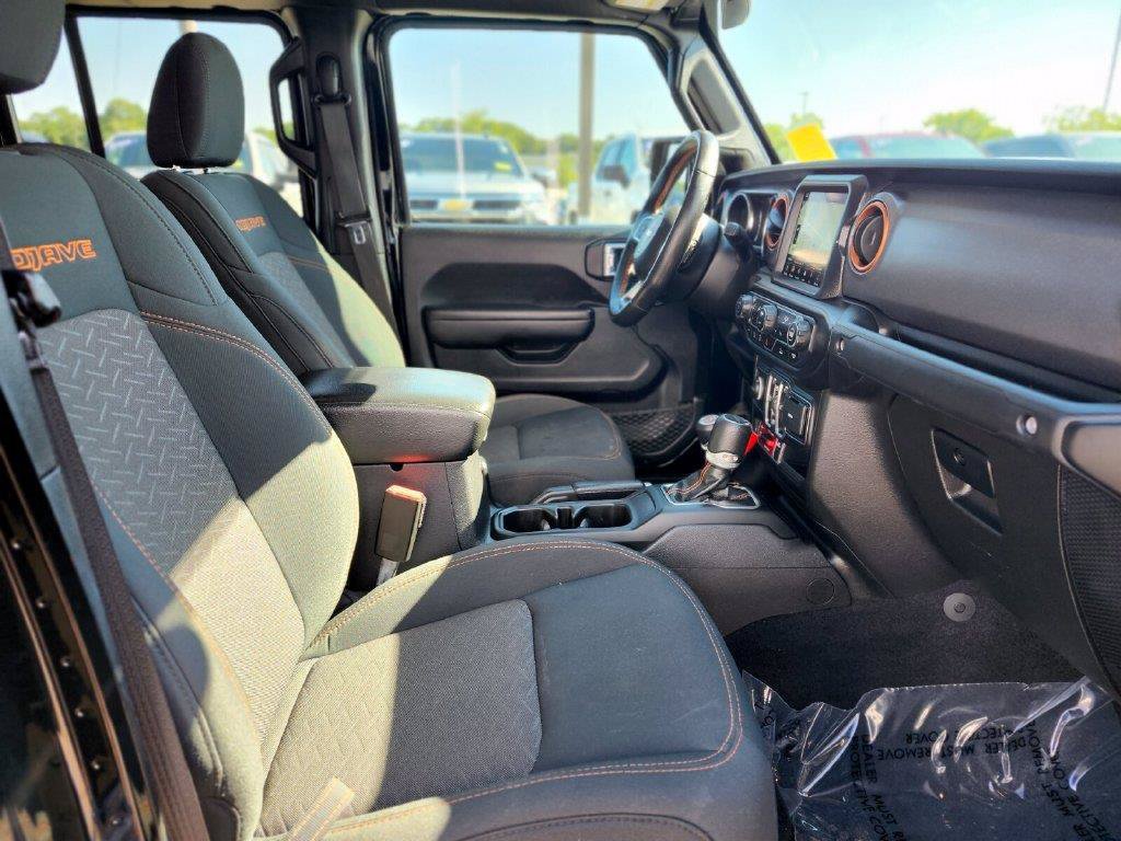 Used 2021 Jeep Gladiator Mojave AWD/4WD image 9