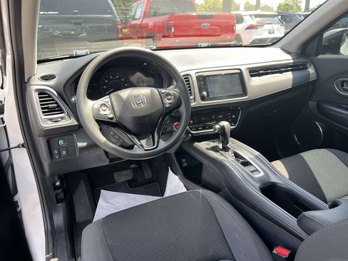Used 2022 Honda HR-V EX image 30
