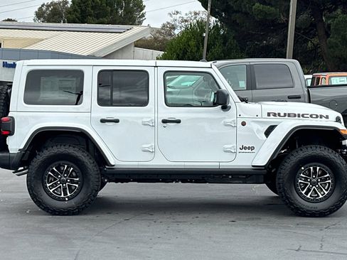 New 2026 Jeep Wrangler Unlimited Rubicon AWD/4WD image 3