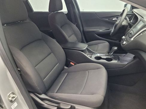 Used 2017 Chevrolet Malibu LS image 21