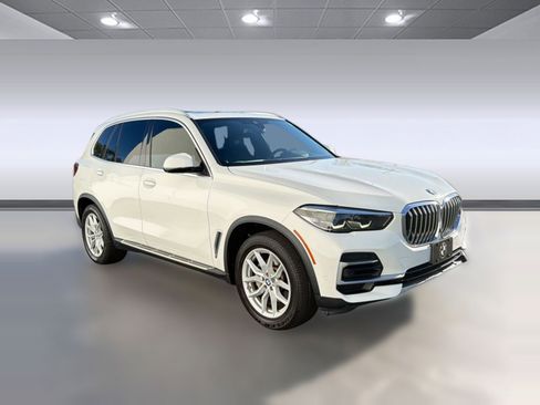 Used 2023 BMW X5 xDrive40i AWD/4WD image 7