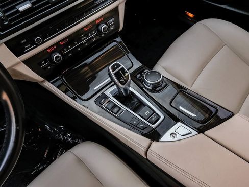 Used 2016 BMW 535i Sedan RWD image 33