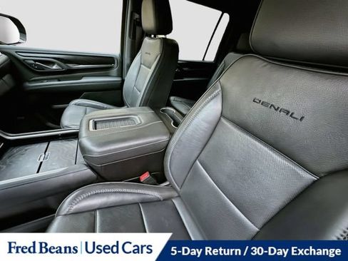 Used 2021 GMC Yukon XL Denali AWD/4WD image 28