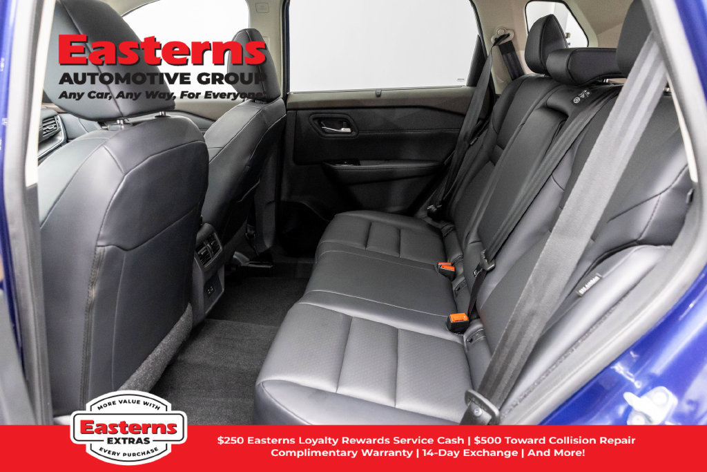 Used 2023 Nissan Rogue SV w/ SV Premium B Package AWD/4WD image 23