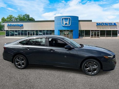 Certified 2026 Honda Accord EX-L image 3