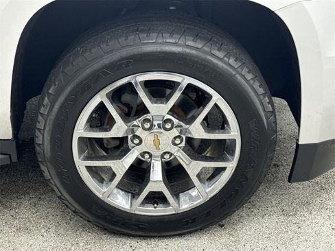 Used 2018 Chevrolet Tahoe LT image 39