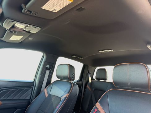 Used 2023 GMC Canyon AT4 AWD/4WD image 24