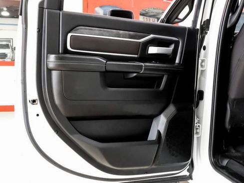 Used 2024 RAM 2500 Big Horn image 42