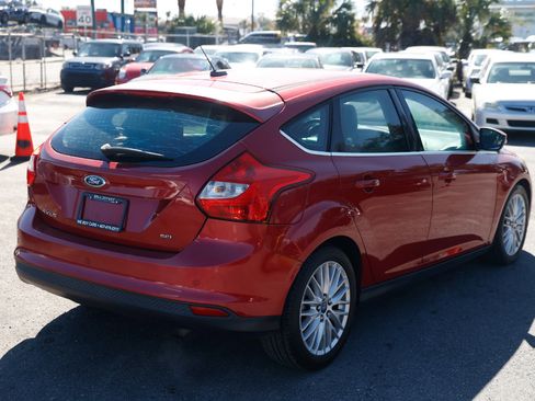 Used 2012 Ford Focus SEL image 11