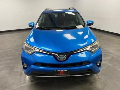Used 2017 Toyota RAV4 Limited w/ Advanced Technology Package AWD/4WD image 7