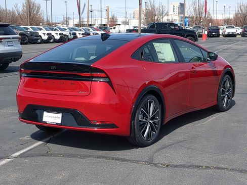 New 2026 Toyota Prius XLE image 5