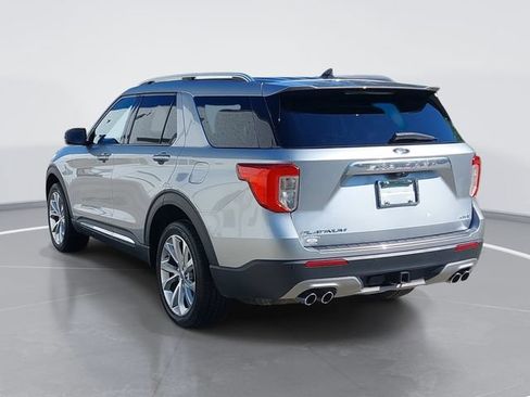 Certified 2022 Ford Explorer Platinum w/ Equipment Group 601A AWD/4WD image 5