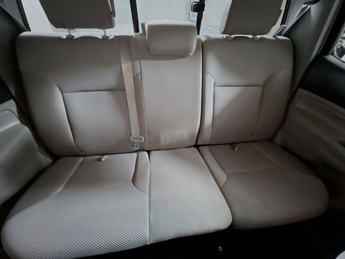 Used 2012 Toyota Tacoma PreRunner image 31