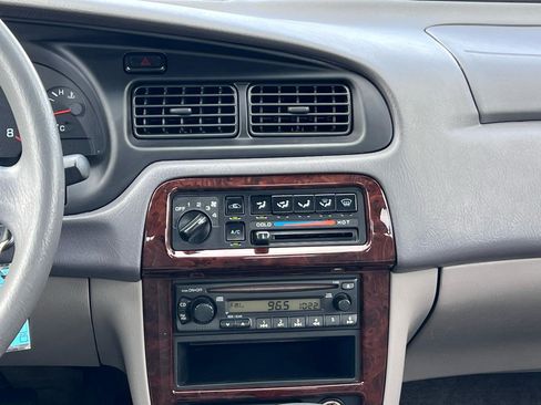 Used 2001 Nissan Altima GXE image 46