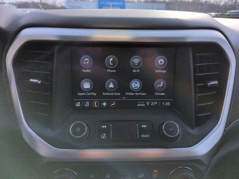 Used 2023 GMC Acadia SLE image 15