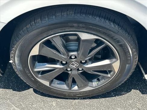 Used 2024 Honda Odyssey Elite image 36