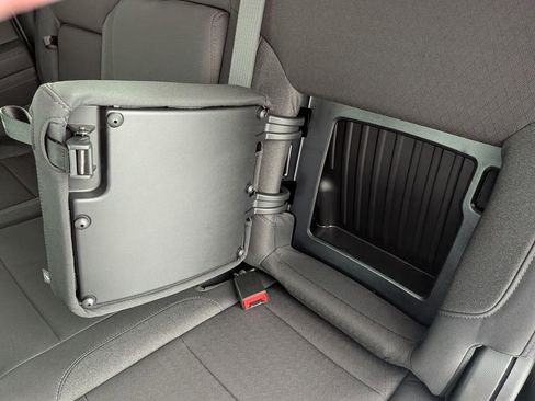 New 2026 GMC Sierra 2500 SLE w/ SLE Value Package; image 31