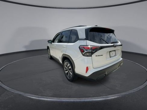 Certified 2025 Subaru Forester Touring AWD/4WD image 6