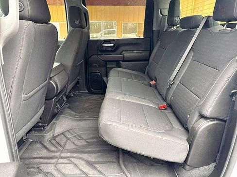 Used 2022 Chevrolet Silverado 2500 LT w/ Fleet Comfort Package image 17