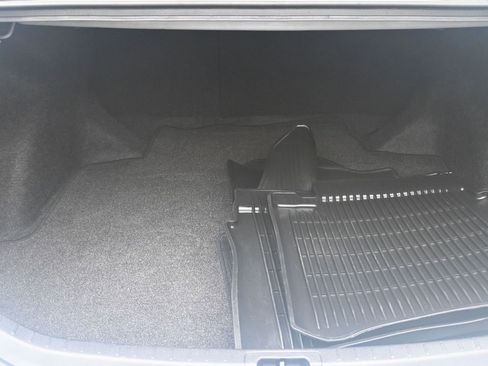 Used 2017 Toyota Corolla L image 20