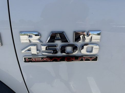 Used 2017 RAM 4500 4x4 Crew Cab DRW image 15