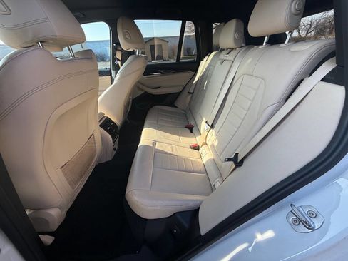 Used 2018 BMW X3 xDrive30i image 11