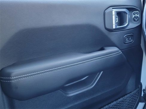 Certified 2023 Jeep Wrangler Unlimited Sahara w/ Cold Weather Group image 37