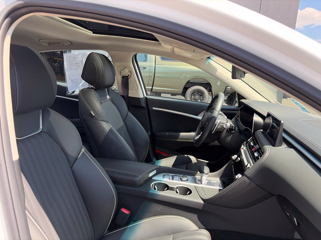 Used 2026 Genesis G70 2.5T Prestige AWD/4WD image 9