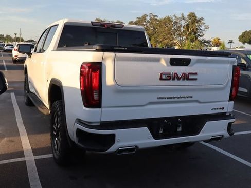 Used 2021 GMC Sierra 1500 AT4 w/ AT4 Premium Package AWD/4WD image 3