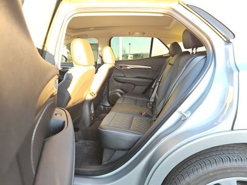 Used 2023 Buick Envision Avenir image 8