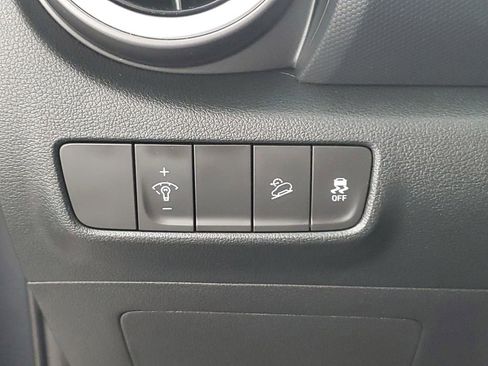 Used 2022 Hyundai Kona SEL image 25