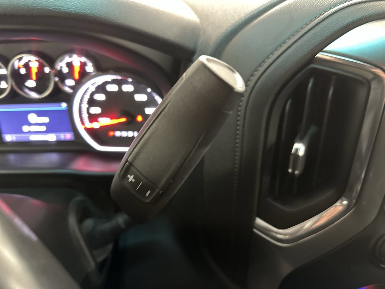 Used 2021 Chevrolet Silverado 1500 LT w/ All Star Edition Plus AWD/4WD image 48