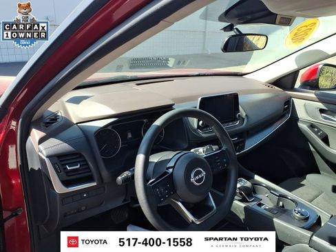 Used 2023 Nissan Rogue SV AWD/4WD image 14
