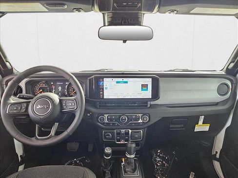 New 2025 Jeep Gladiator Sport image 14