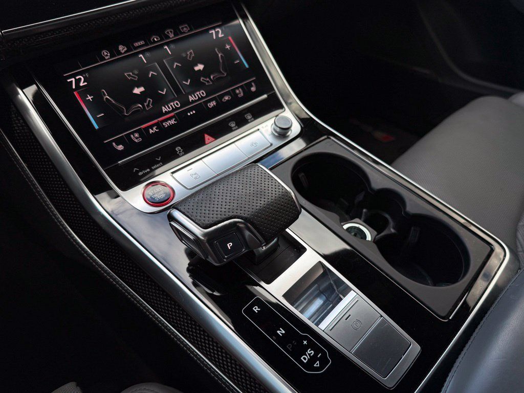 Used 2021 Audi SQ8 Prestige AWD/4WD image 17