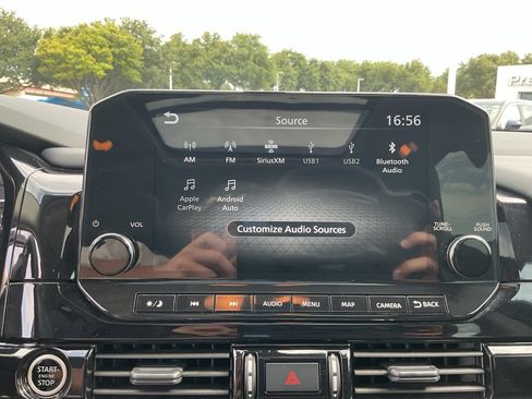 Used 2023 Nissan Pathfinder SL w/ SL Premium Package FWD image 35