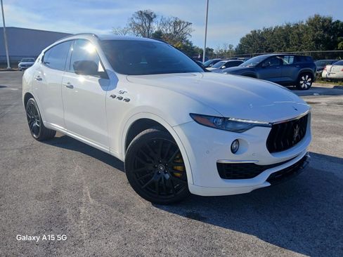 Used 2022 Maserati Levante GT image 1